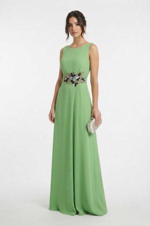 Vista completa de diseño exclusivo para mujer, ideal para eventos de noche, bodas y ocasiones especiales.